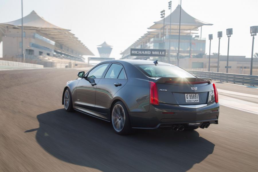  Cadillac ATS-V 2016 года  (NA) (фото 25 из 34)